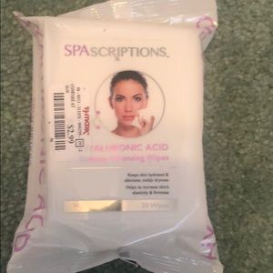 Makeup wipes